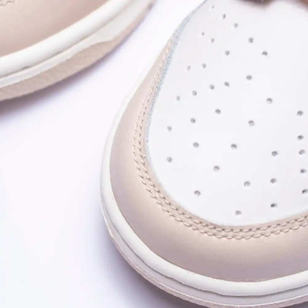 Nike Dunk Low Metallic Gold - DRIP DOS ARTISTAS