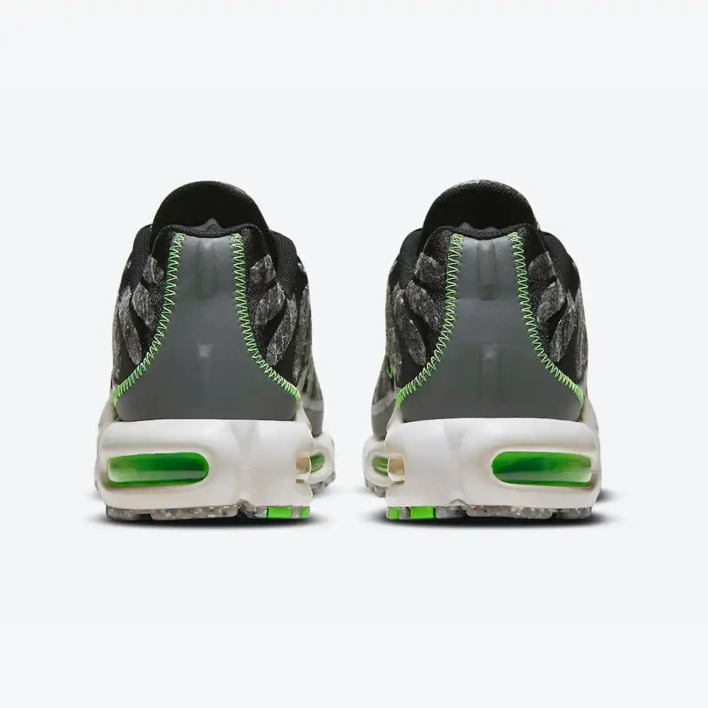 Nike Air Max Plus Essential Crater Green - DRIP DOS ARTISTAS
