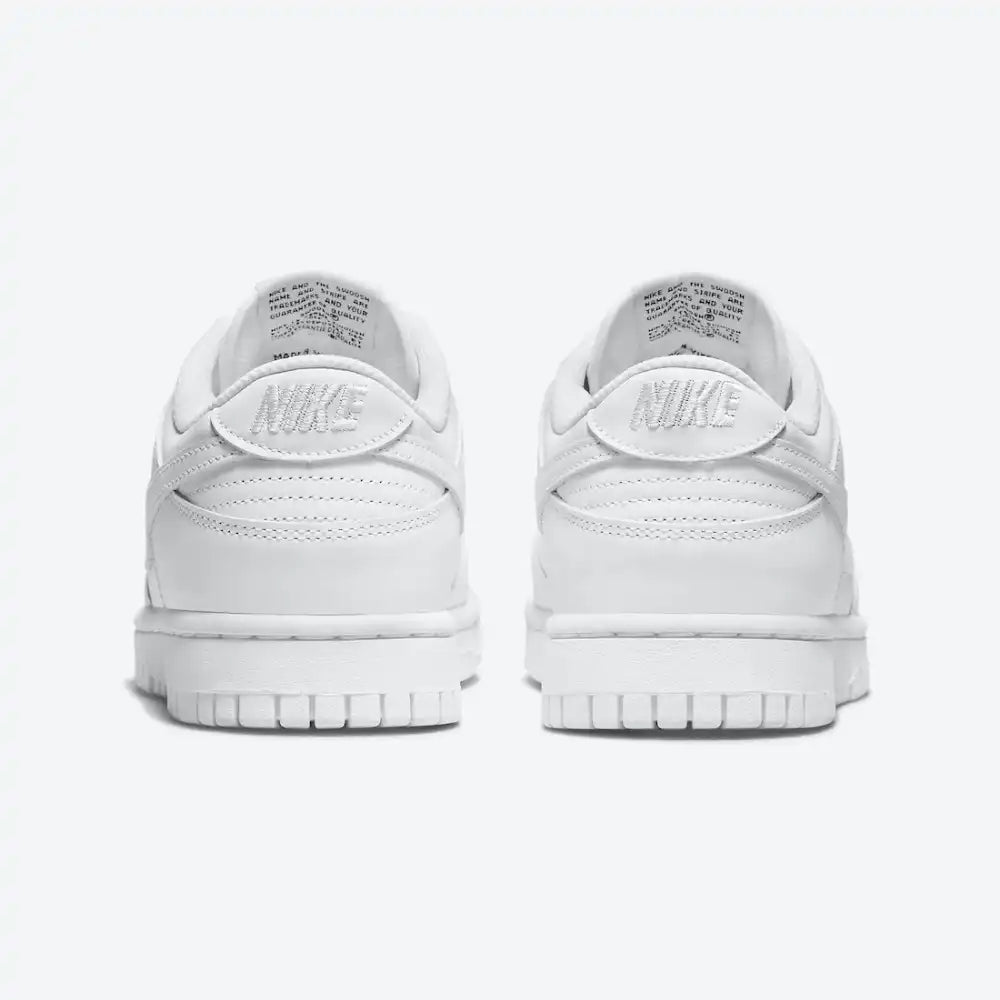 Nike Dunk Low Triple White - DRIP DOS ARTISTAS