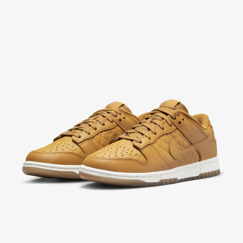 Nike Dunk Low Quilted Wheat - DRIP DOS ARTISTAS