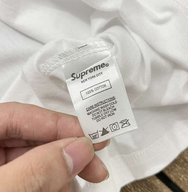Camiseta Supreme x Takashi Murakami