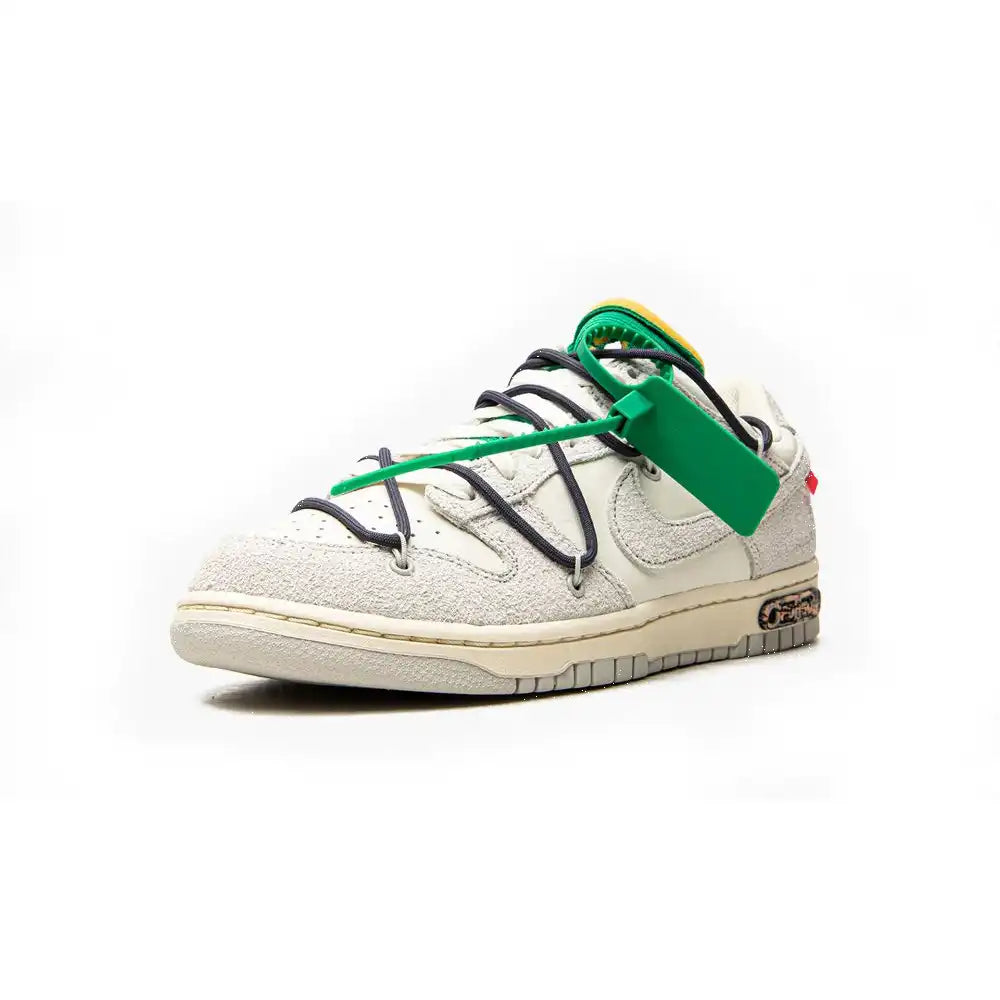 Off-White x Nike Dunk Low Lot 20 of 50 - DRIP DOS ARTISTAS