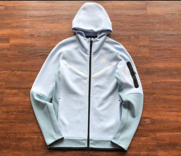 Conjunto Nike Tech Fleece Celestine Blue