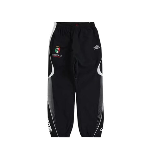 Calça Supreme x Umbro