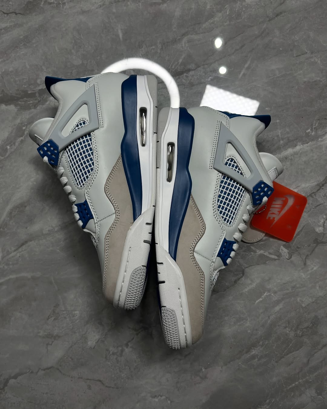 OFERTA LIMITADA - Air Jordan 4 ‘Industrial Blue’