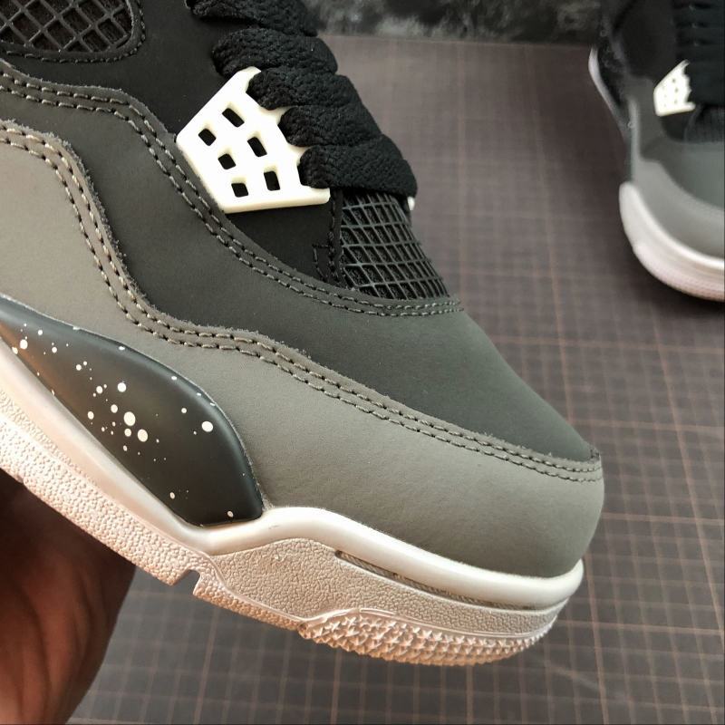 Air jordan 4 fear