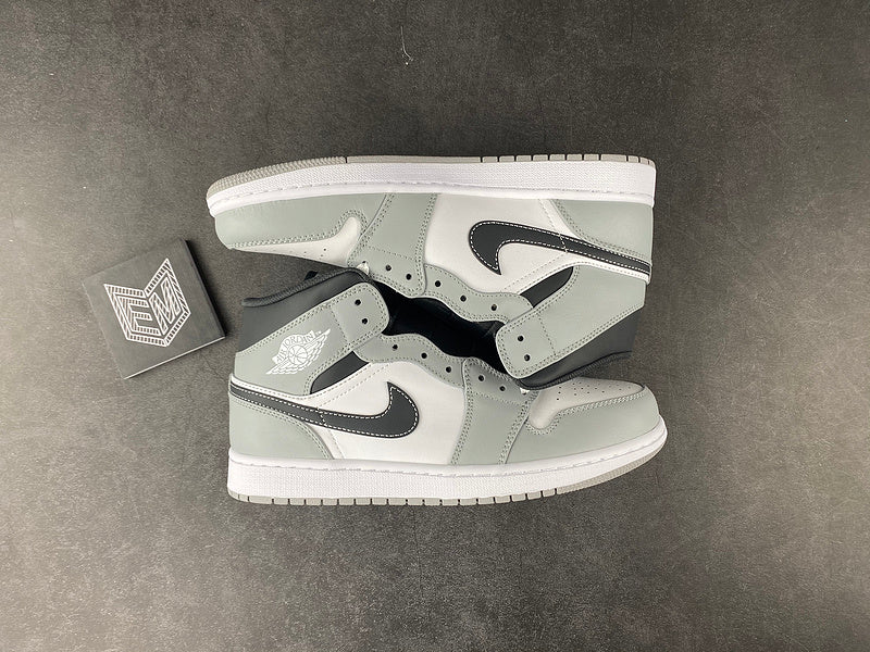 Air Jordan 1 Mid Light Smoke Grey Anthracite - DRIP DOS ARTISTAS