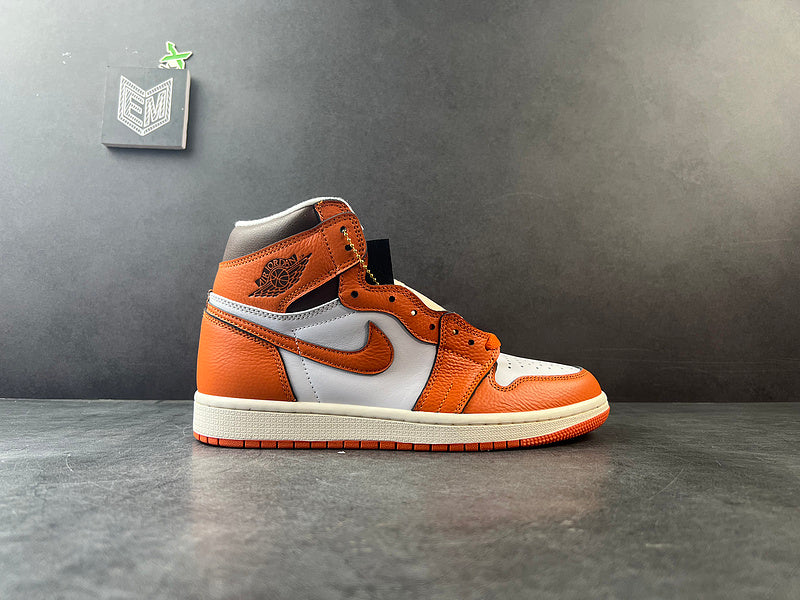 Air Jordan 1 Retro High OG Starfish (Women's) - DRIP DOS ARTISTAS