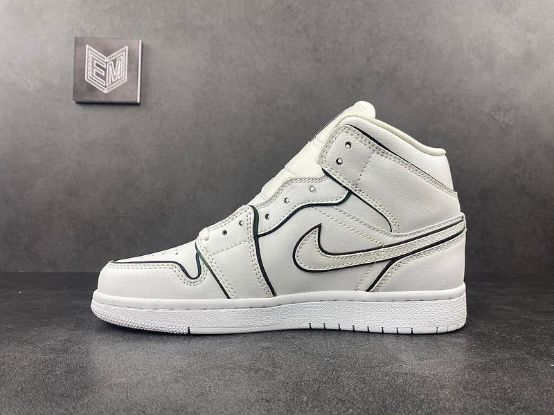 Air Jordan 1 Mid Iridescent Reflective White - DRIP DOS ARTISTAS