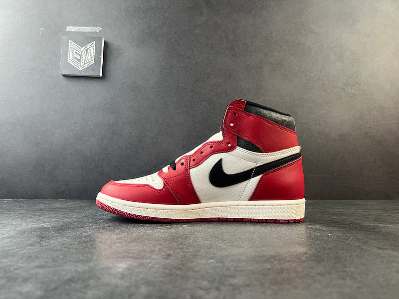 Air Jordan 1 Retro High OG Chicago Lost And Found - DRIP DOS ARTISTAS