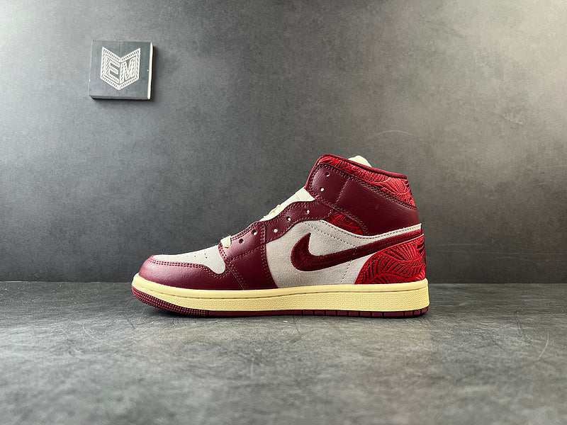 Air Jordan 1 Mid SE Tiki Leaf Team Red (Women's) - DRIP DOS ARTISTAS