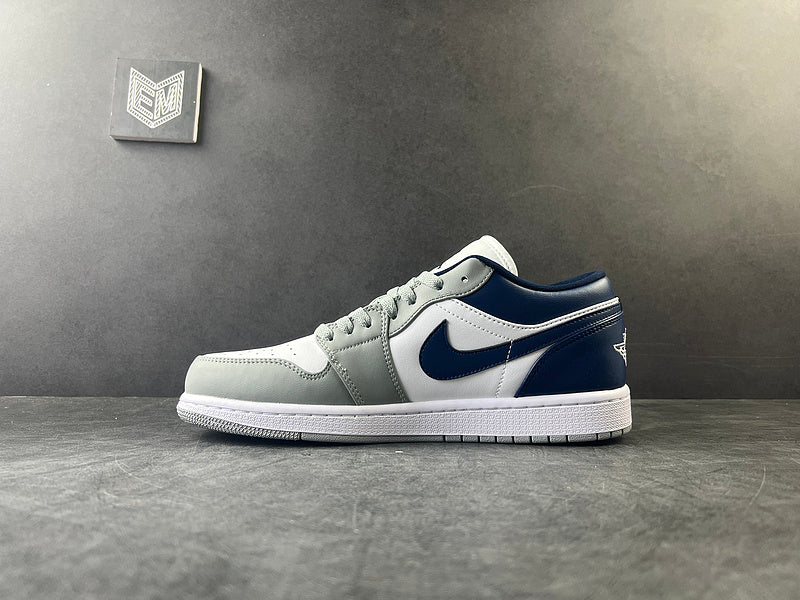 Air Jordan 1 Low Stealth French Blue (Women's) - DRIP DOS ARTISTAS