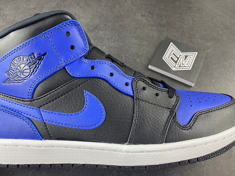 Air Jordan 1 Mid Hyper Royal Tumbled Leather - DRIP DOS ARTISTAS