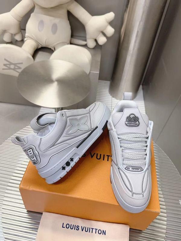LV skate grey