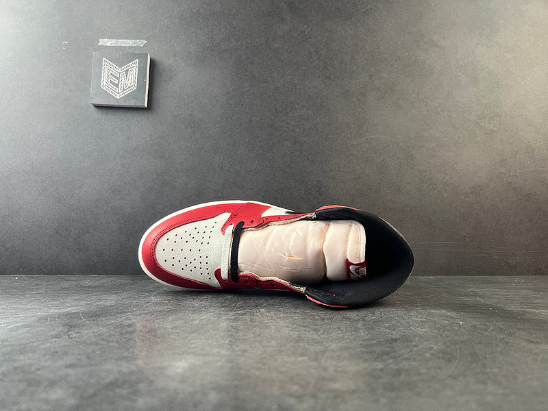 Air Jordan 1 Retro High OG Chicago Lost And Found - DRIP DOS ARTISTAS
