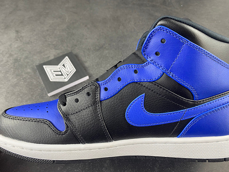 Air Jordan 1 Mid Hyper Royal Tumbled Leather - DRIP DOS ARTISTAS