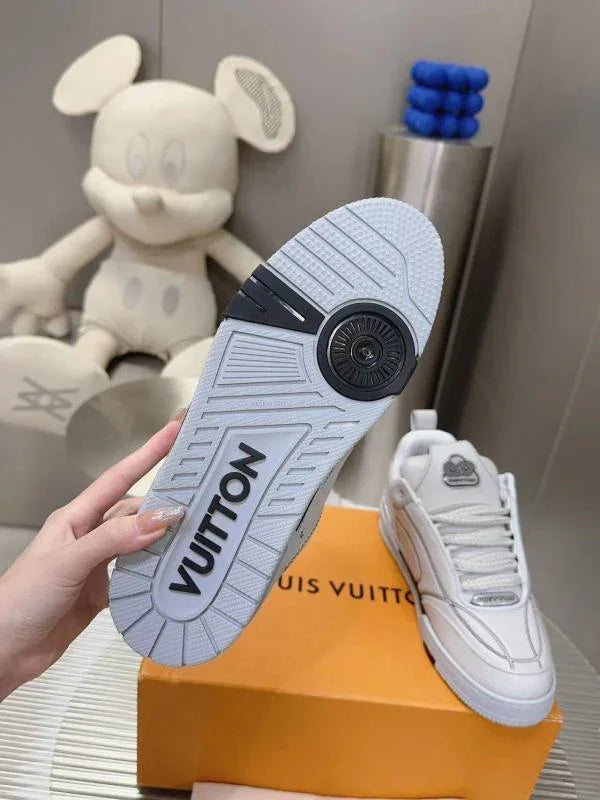 LV skate grey
