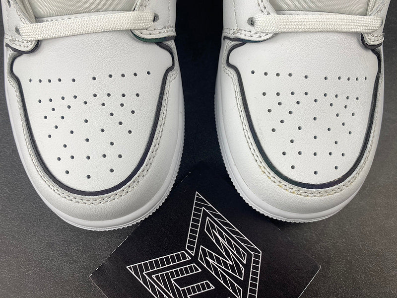Air Jordan 1 Mid Iridescent Reflective White - DRIP DOS ARTISTAS