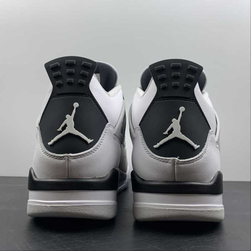 Air Jordan 4 Millitary Black