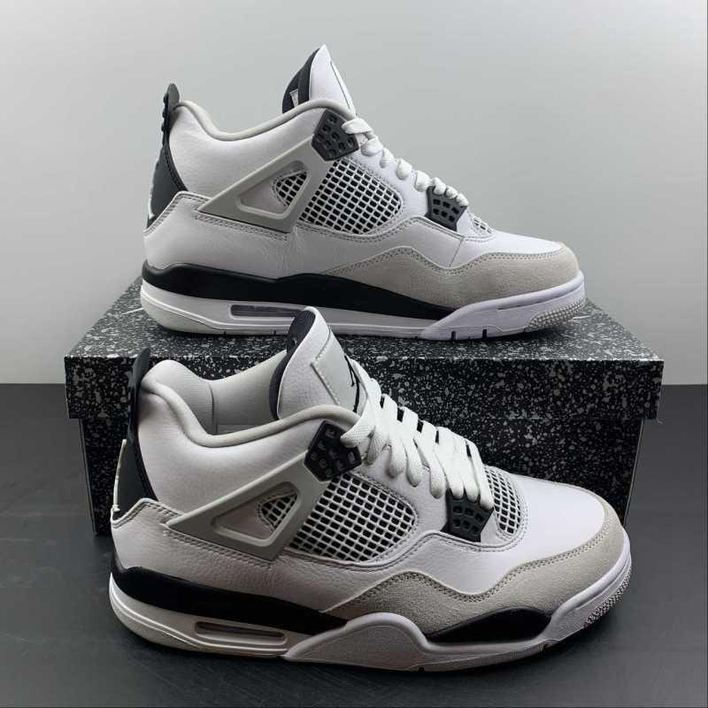 Air Jordan 4 Millitary Black