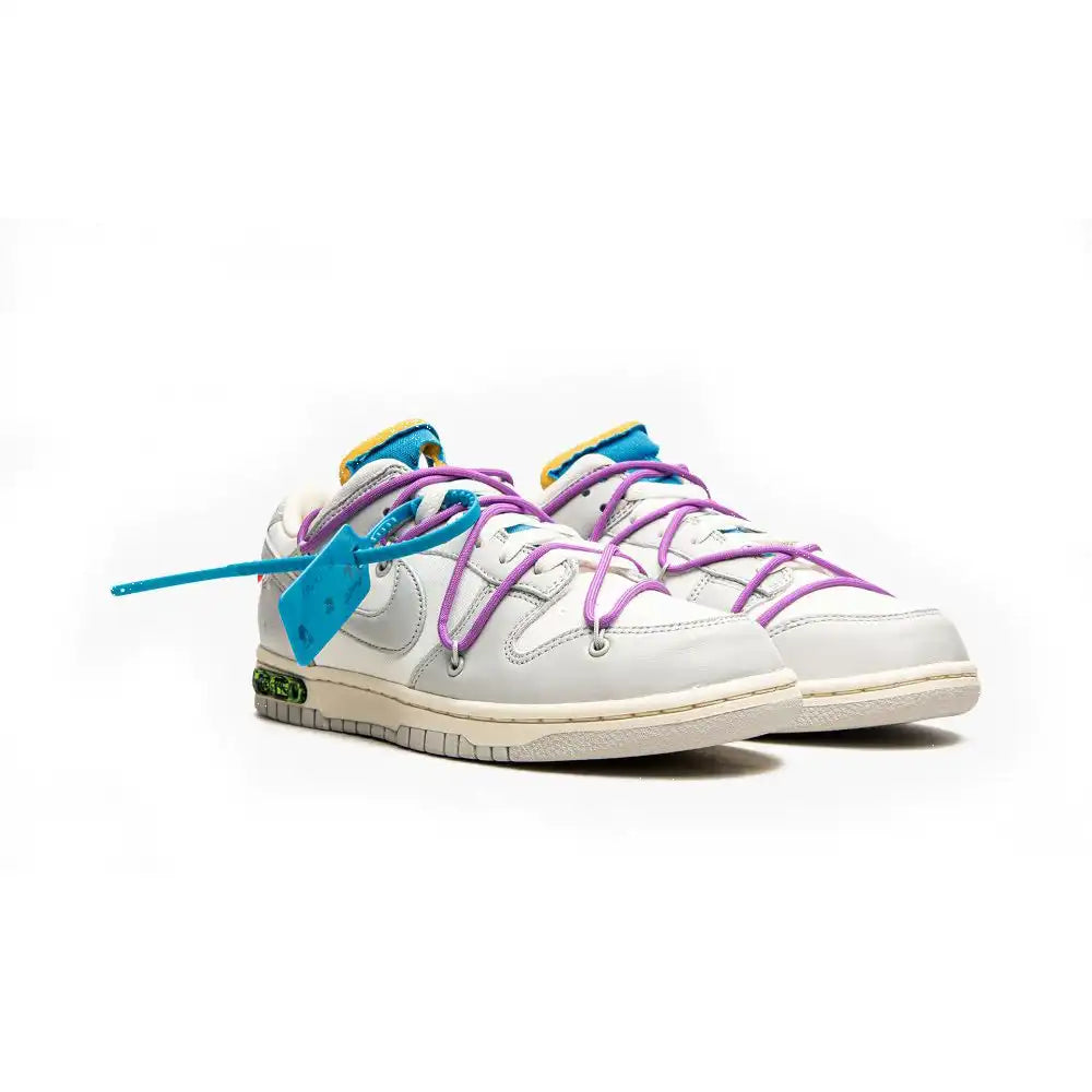 Off-White x Nike Dunk Low Lot 47 of 50 - DRIP DOS ARTISTAS