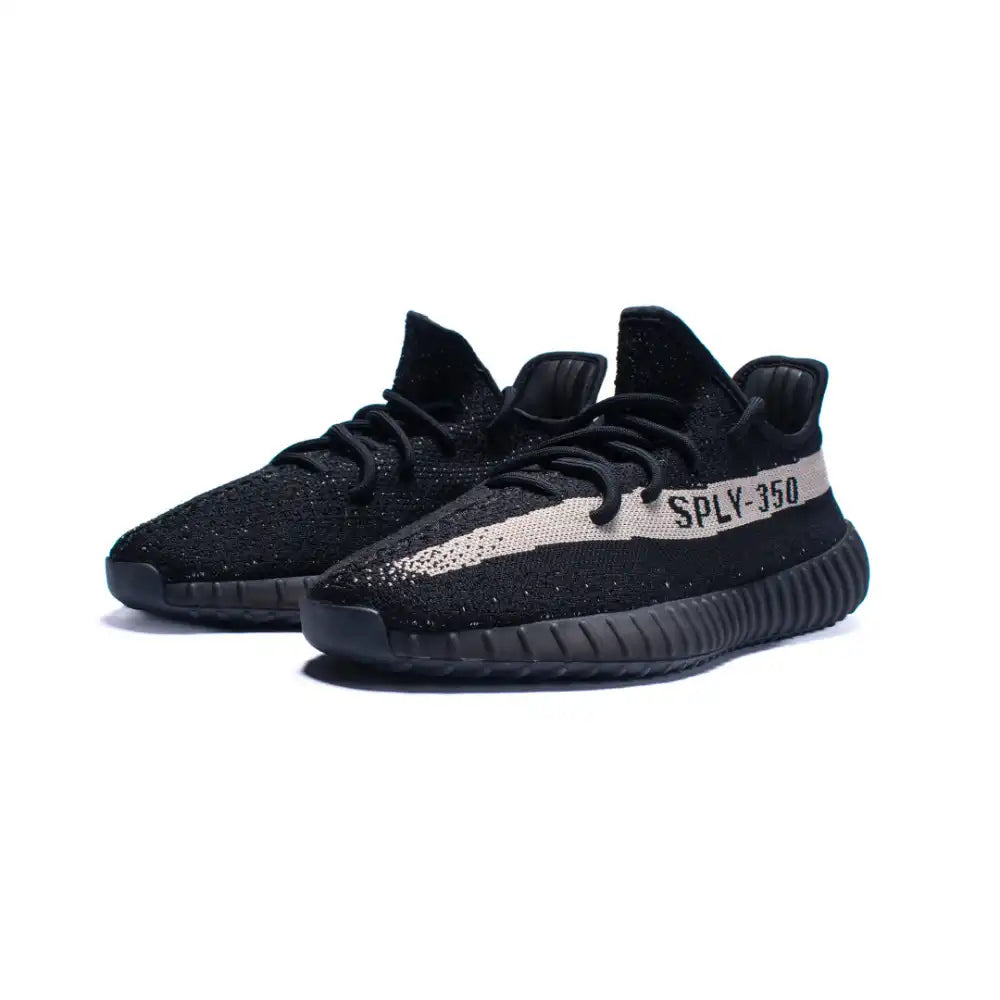 Yeezy Boost 350 V2 Oreo - DRIP DOS ARTISTAS