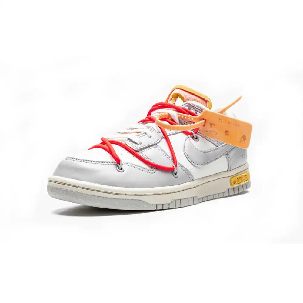 Off-White x Nike Dunk Low Lot 6 of 50 - DRIP DOS ARTISTAS