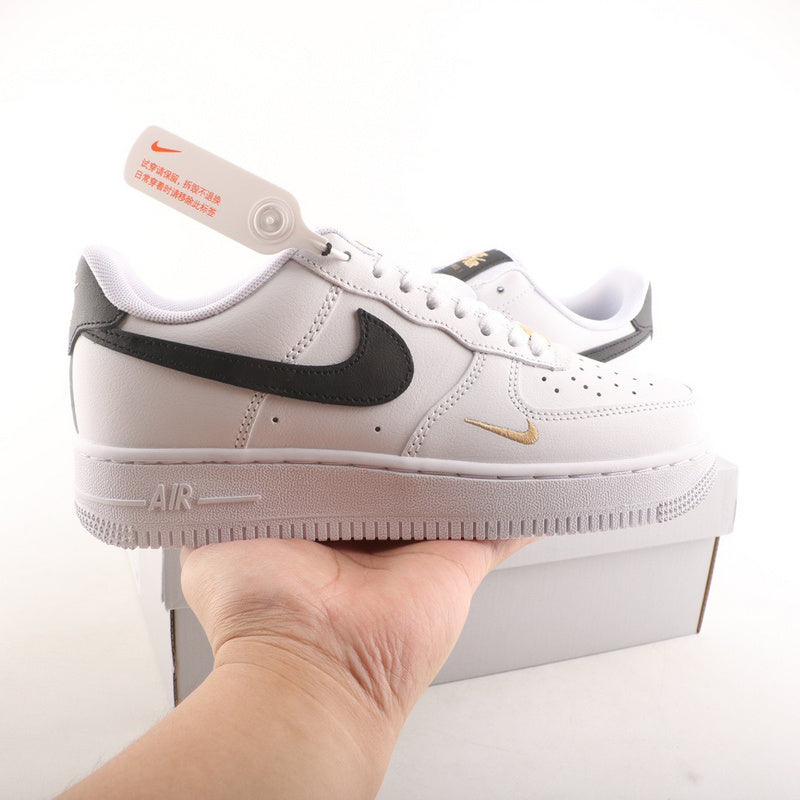 Air Force 1 golden swoosh - DRIP DOS ARTISTAS