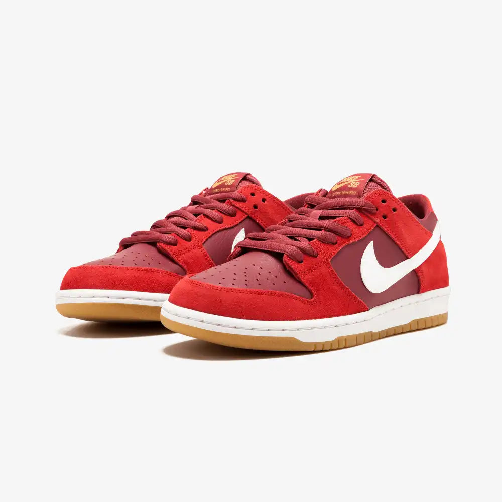 Nike SB Zoom Dunk Low Track Red - DRIP DOS ARTISTAS 
