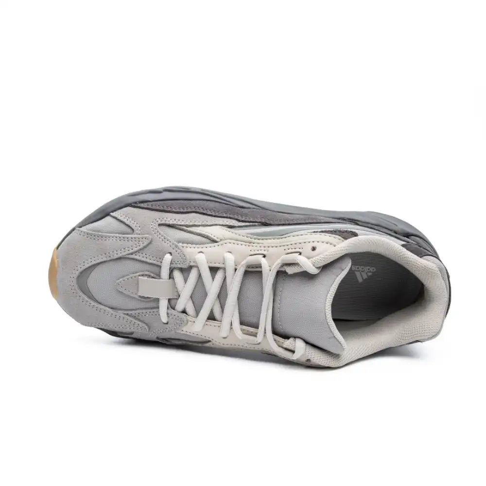 Yeezy 700 V2 Tephra - DRIP DOS ARTISTAS 