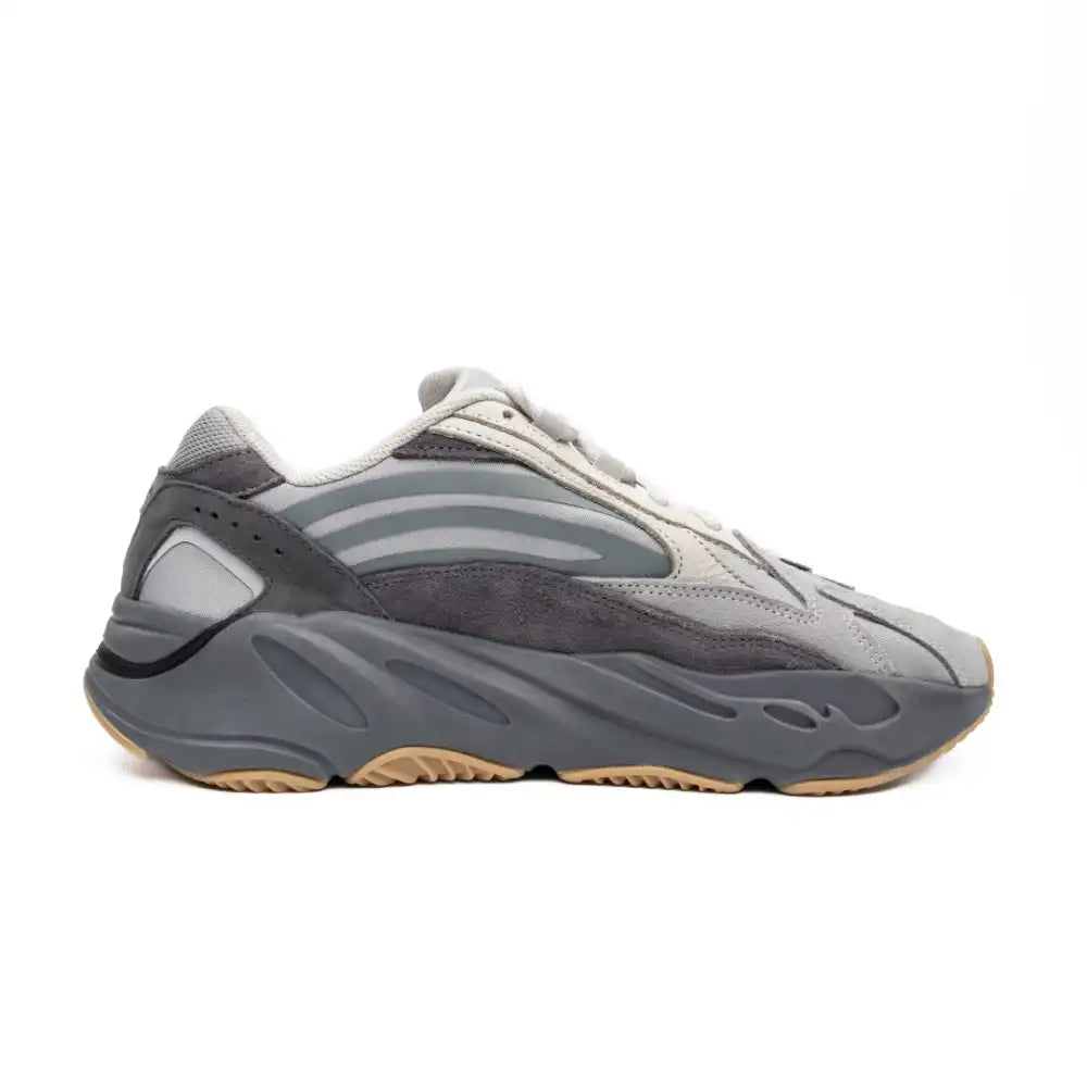 Yeezy 700 V2 Tephra - DRIP DOS ARTISTAS 