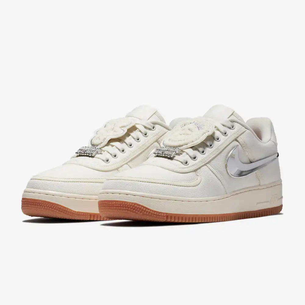Travis Scott x Nike Air Force 1 Sail - DRIP DOS ARTISTAS 
