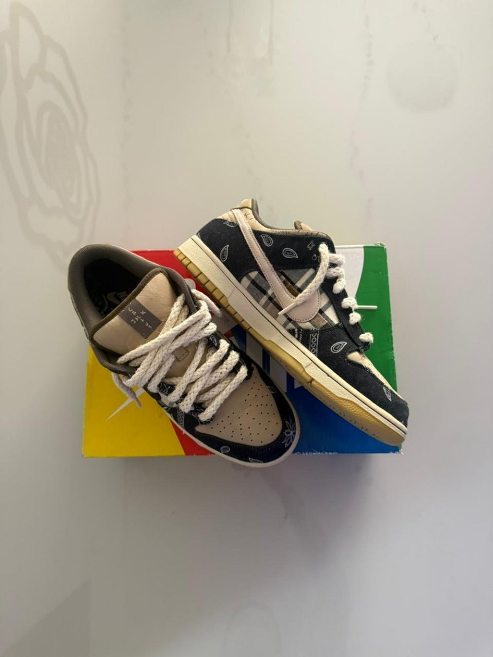 BRINDE - travis scott dunk