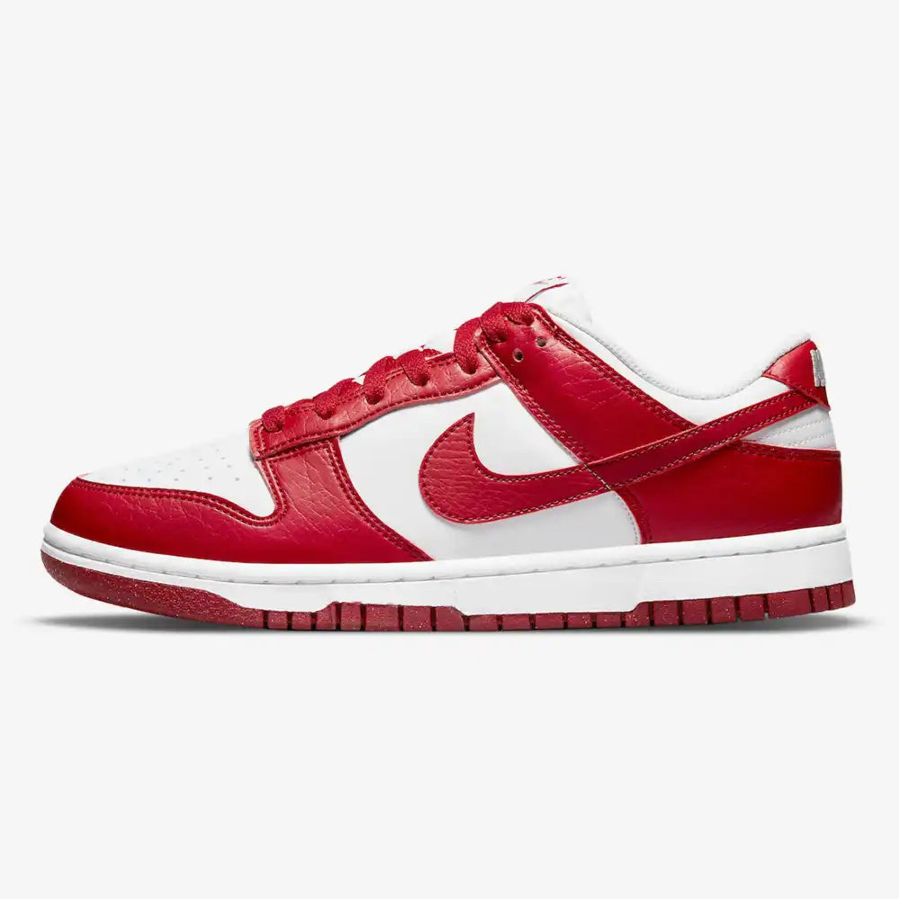 Nike Dunk Low Gym Red (2022) - DRIP DOS ARTISTAS 
