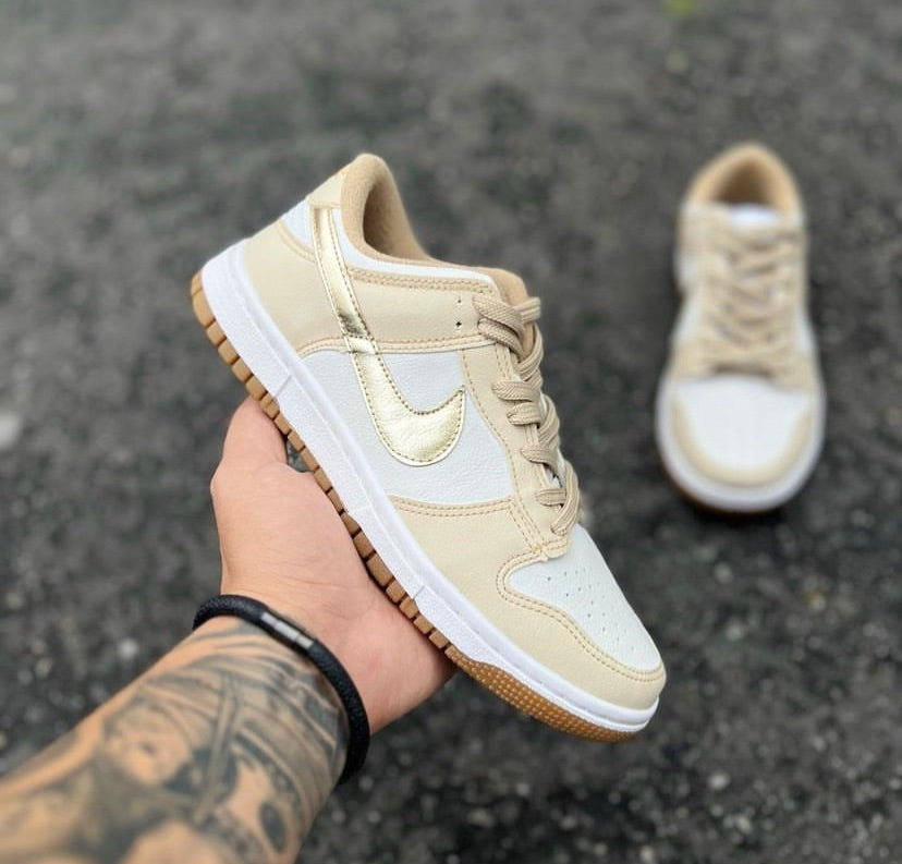 DUNK LOW BRANCO GOLD