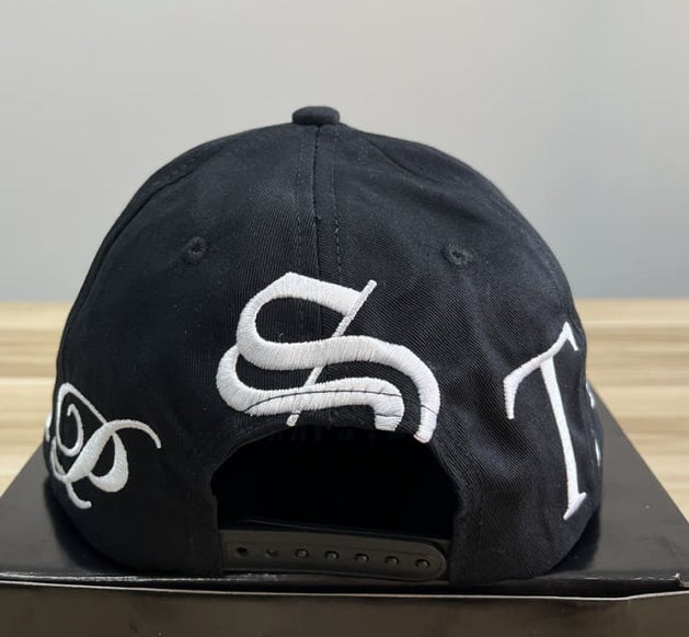 Boné Trapstar Script Fitted