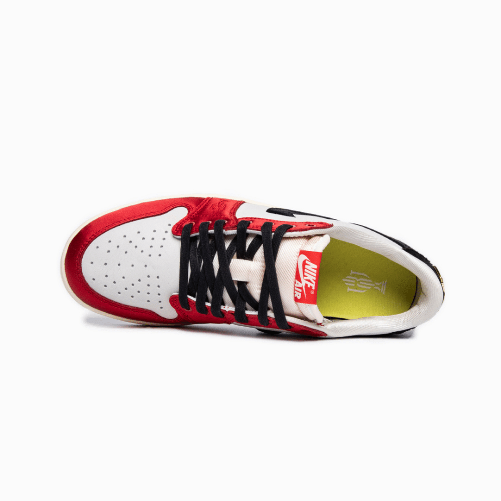 Air Jordan 1 Retro Low OG Trophy Room Away