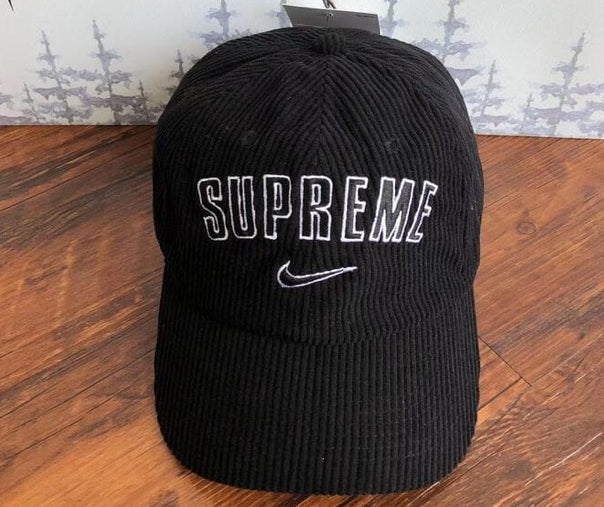 Boné Supreme x Nike Arc