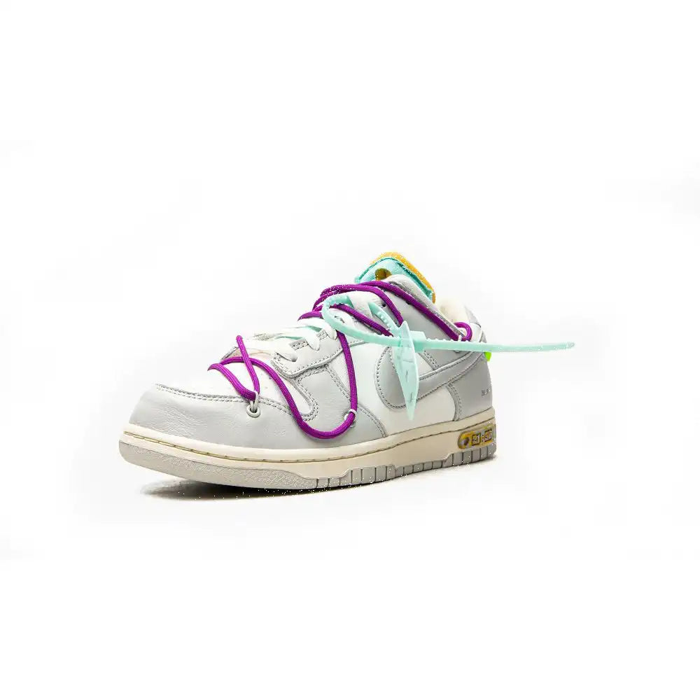 Off-White x Nike Dunk Low Lot 21 of 50 - DRIP DOS ARTISTAS 