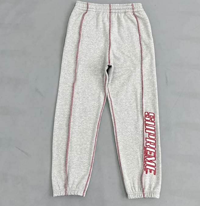 Conjunto Supreme Coverstitch Hooded