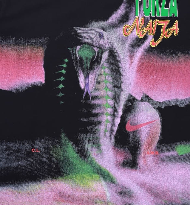 Camiseta Nike x NOCTA Cobra