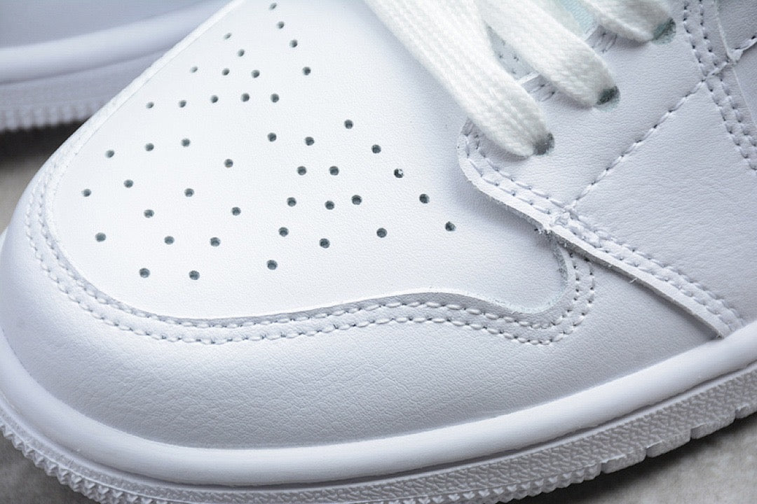 Air Jordan 1 High tripla white