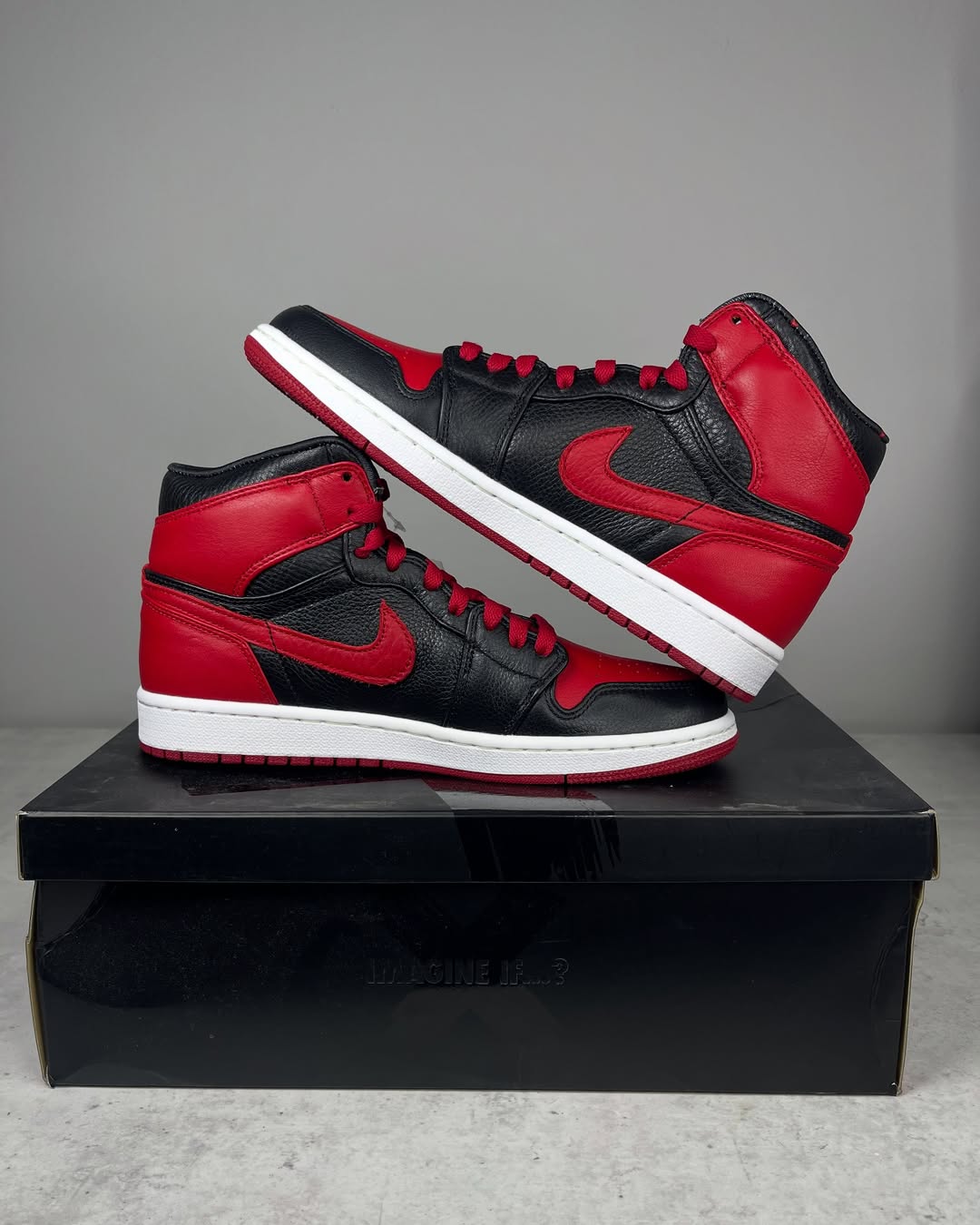 OFERTA LIMITADA - Nike AJ1 Retro Bred (Banned)