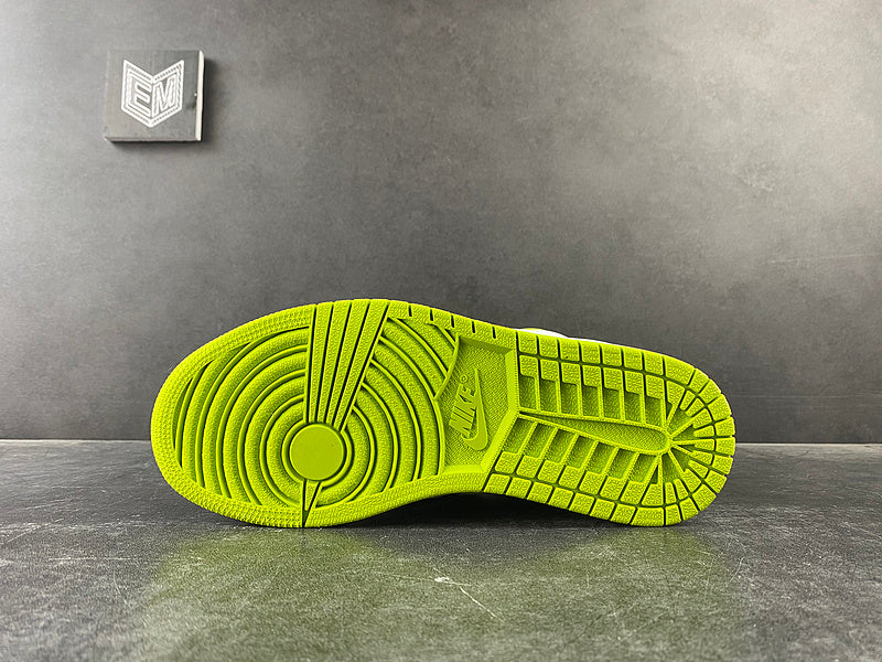 Jordan 1 Mid White Lime (W) - DRIP DOS ARTISTAS 