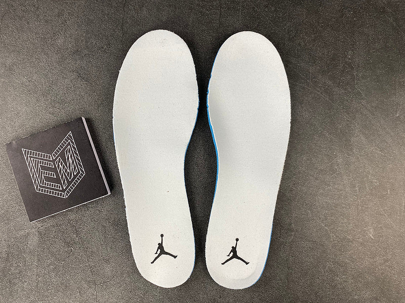 Jordan 1 Mid Armory Navy - DRIP DOS ARTISTAS 