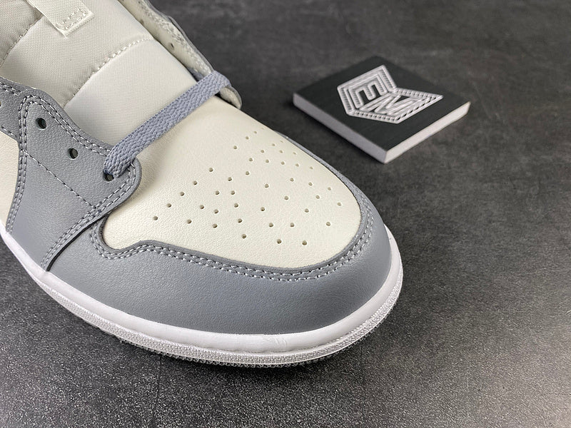 Jordan 1 Mid Stealth (W) - DRIP DOS ARTISTAS 