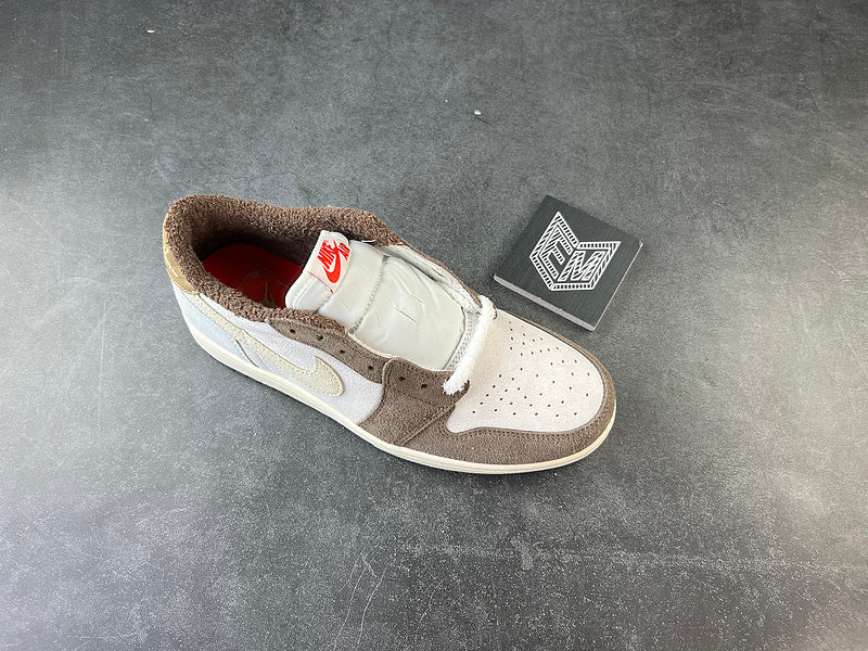 Jordan 1 Retro Low OG Year Of The Rabbit - DRIP DOS ARTISTAS 