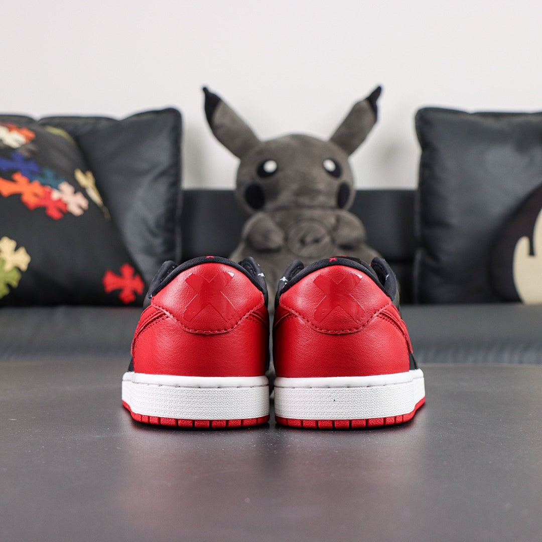 AIR JORDAN 1 LOW NEW CHICAGO