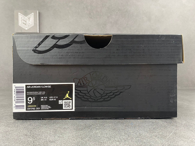 Jordan 1 Low Beaded Swoosh - DRIP DOS ARTISTAS 