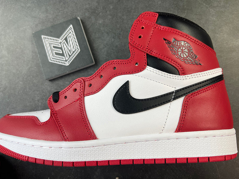 Air Jordan 1 Retro Chicago (2015) - DRIP DOS ARTISTAS 
